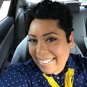 Meet your Posher, Nina